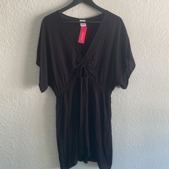 Coverup - Picture 3 of 6